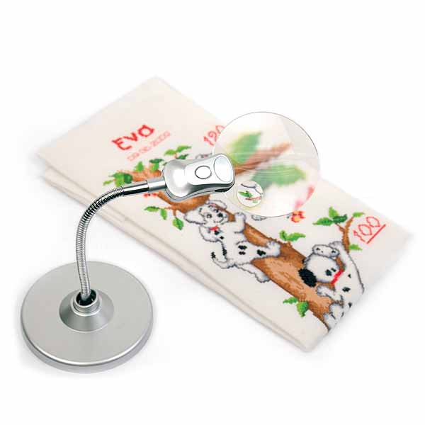 Magnifying Table Light by Purlite