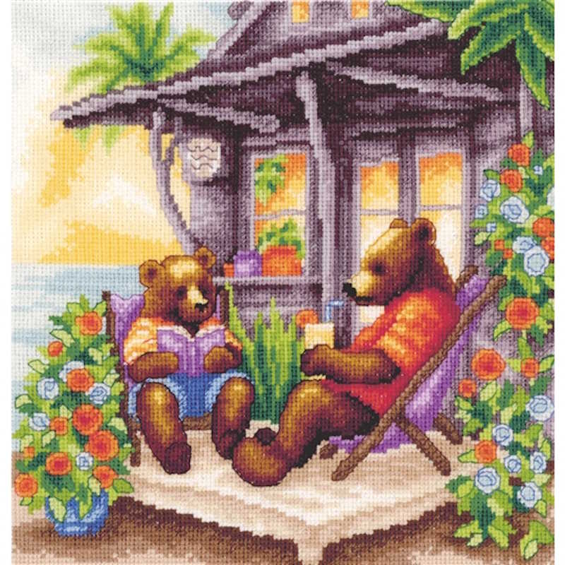 Beartastic Holiday Cross Stitch Kit By Lanarte