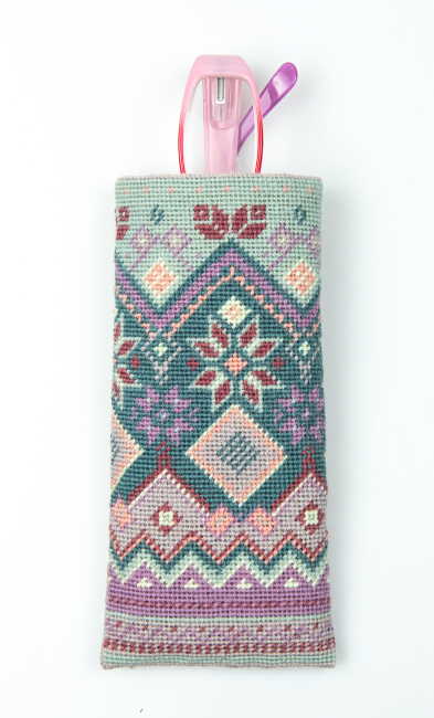 Fair Isle Spectacle Case Tapestry Kit by Appletons